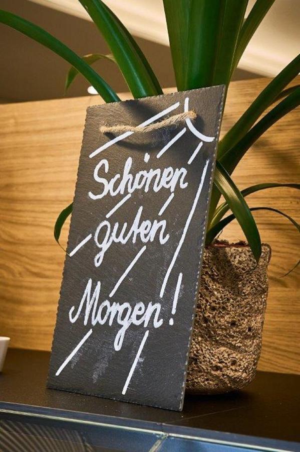Zum Dallmayr Hotel Garni Berching Εξωτερικό φωτογραφία
