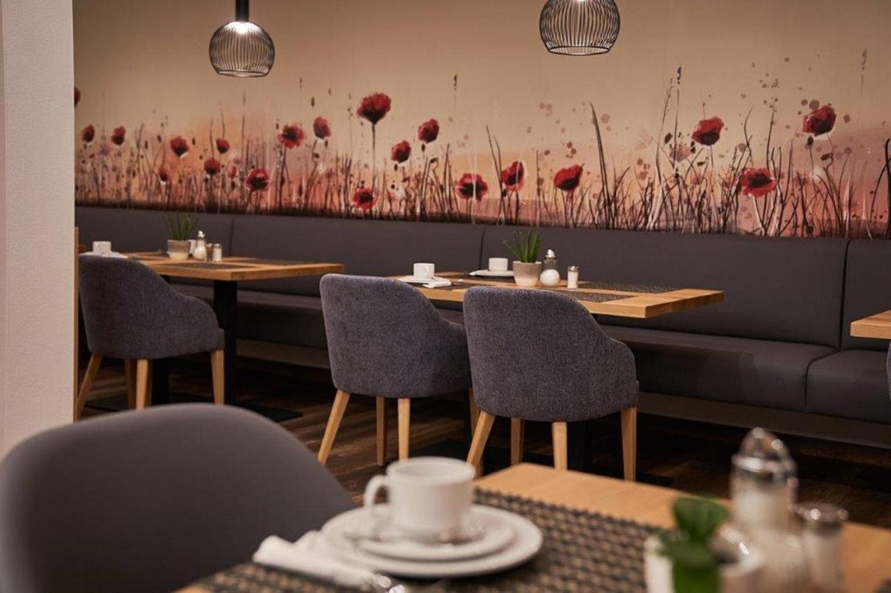 Zum Dallmayr Hotel Garni Berching Εξωτερικό φωτογραφία