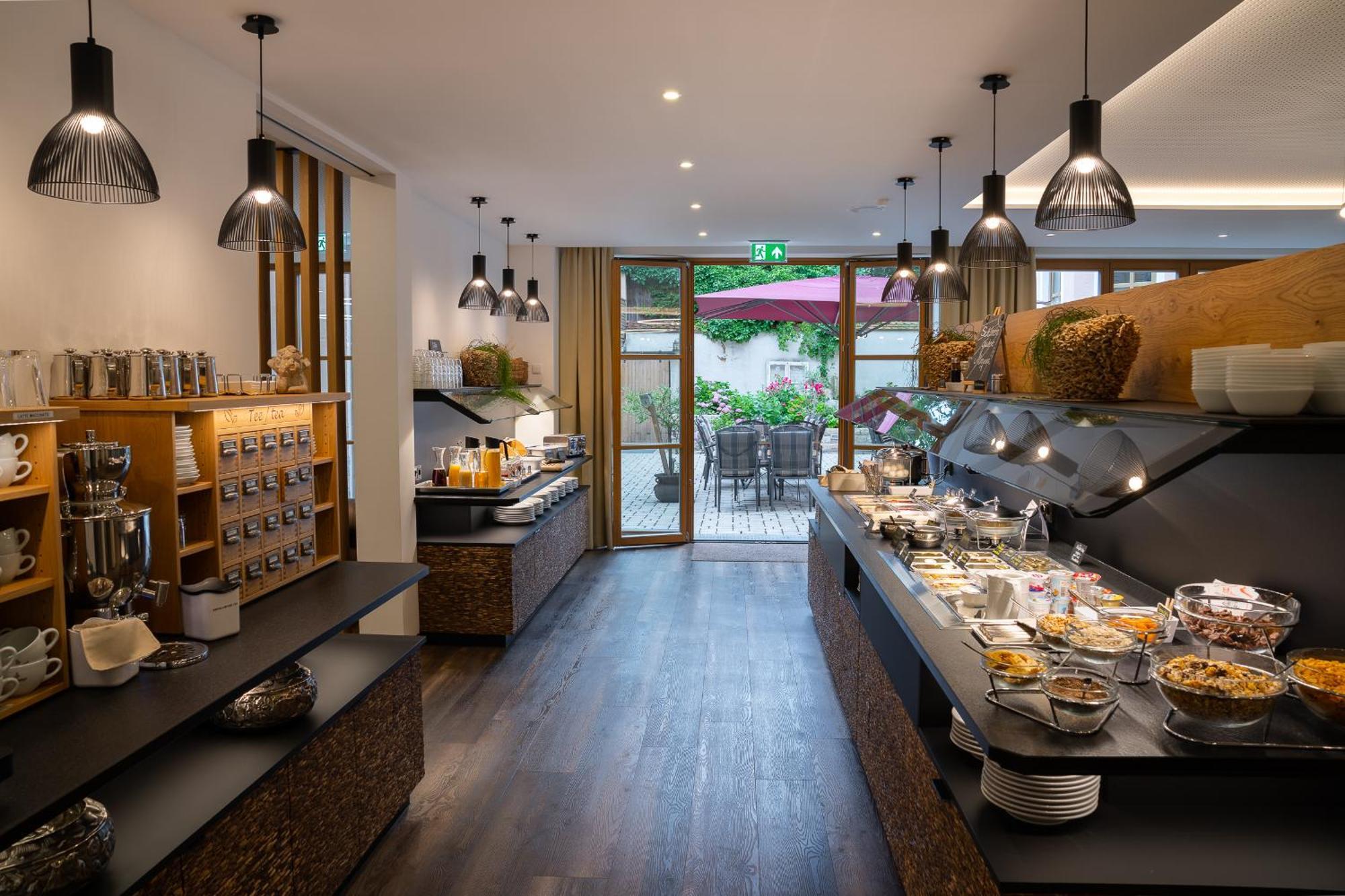 Zum Dallmayr Hotel Garni Berching Εξωτερικό φωτογραφία